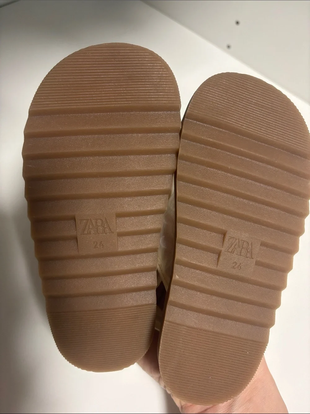 New Zara Cream Sandals with Pink & Green Floral Embroidery - Kids